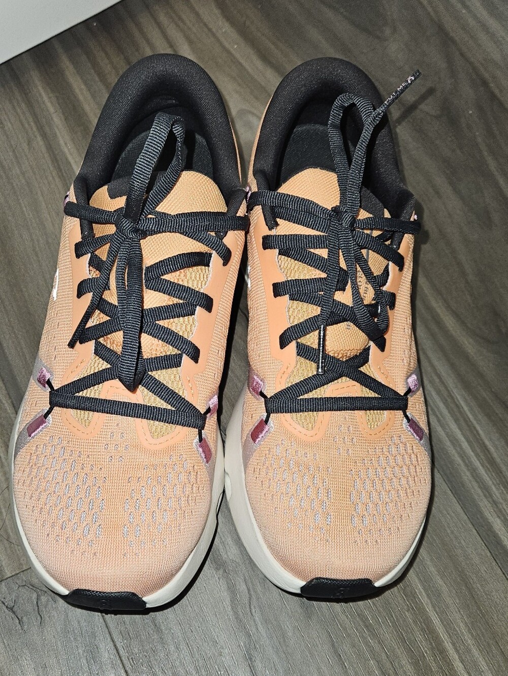 Light Tangerine Women's Running Shoes - Breathable Knit Design